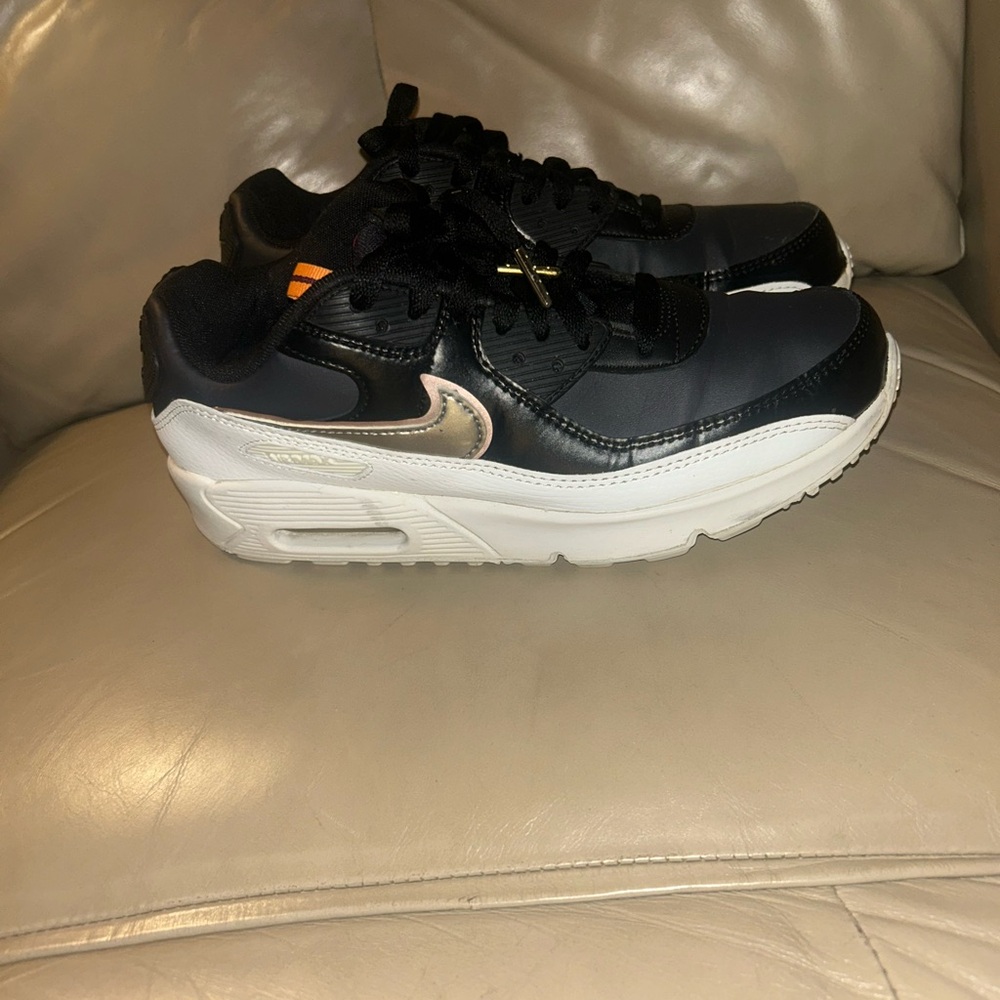 Nike Air Max 90’s Off Noir Metallic Trainers
